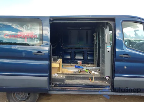 2015 Ford Transit-250 z USA, uszkodzony, nr VIN 1FTNR1YM3FKA42281